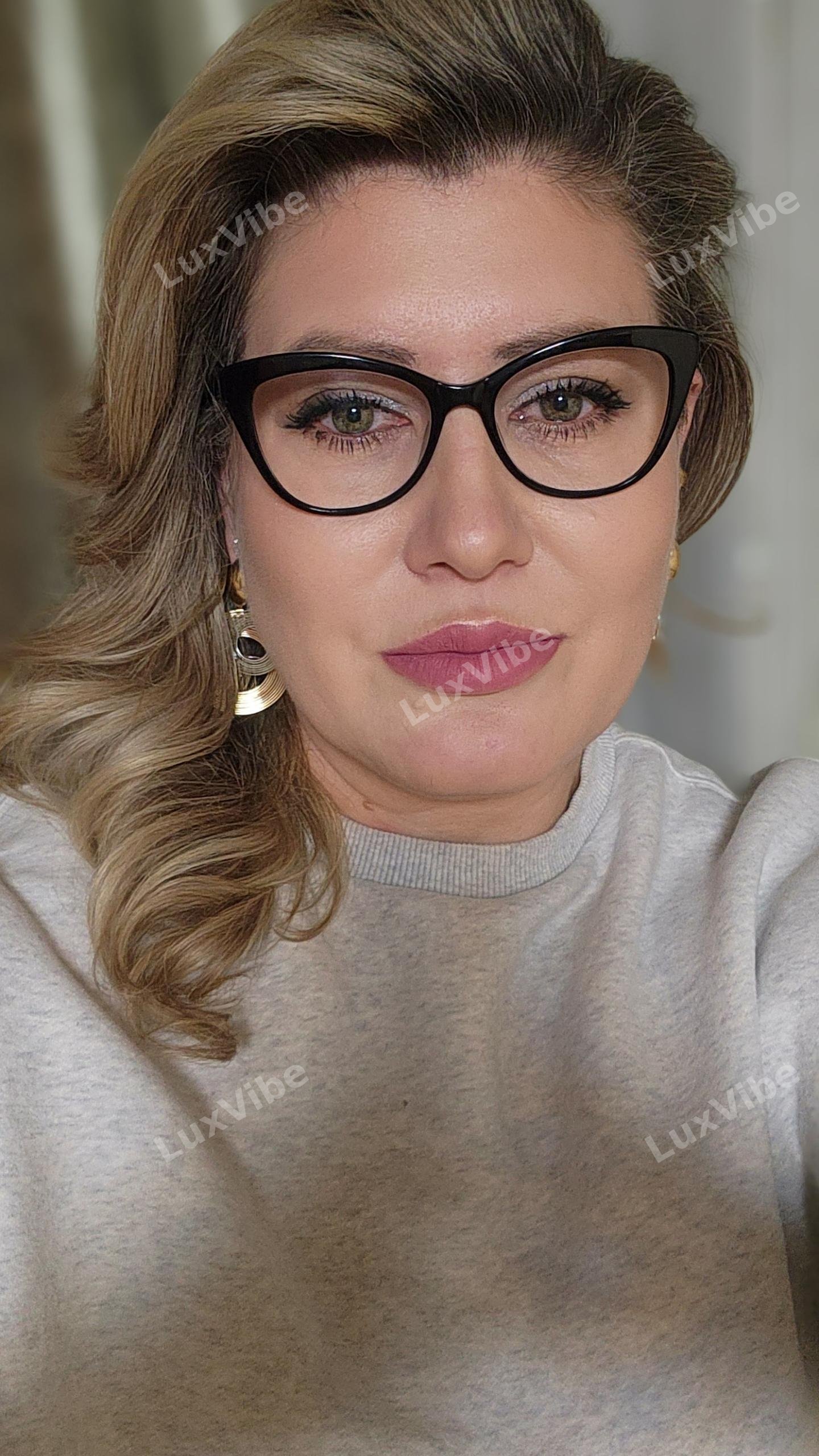 Eлена