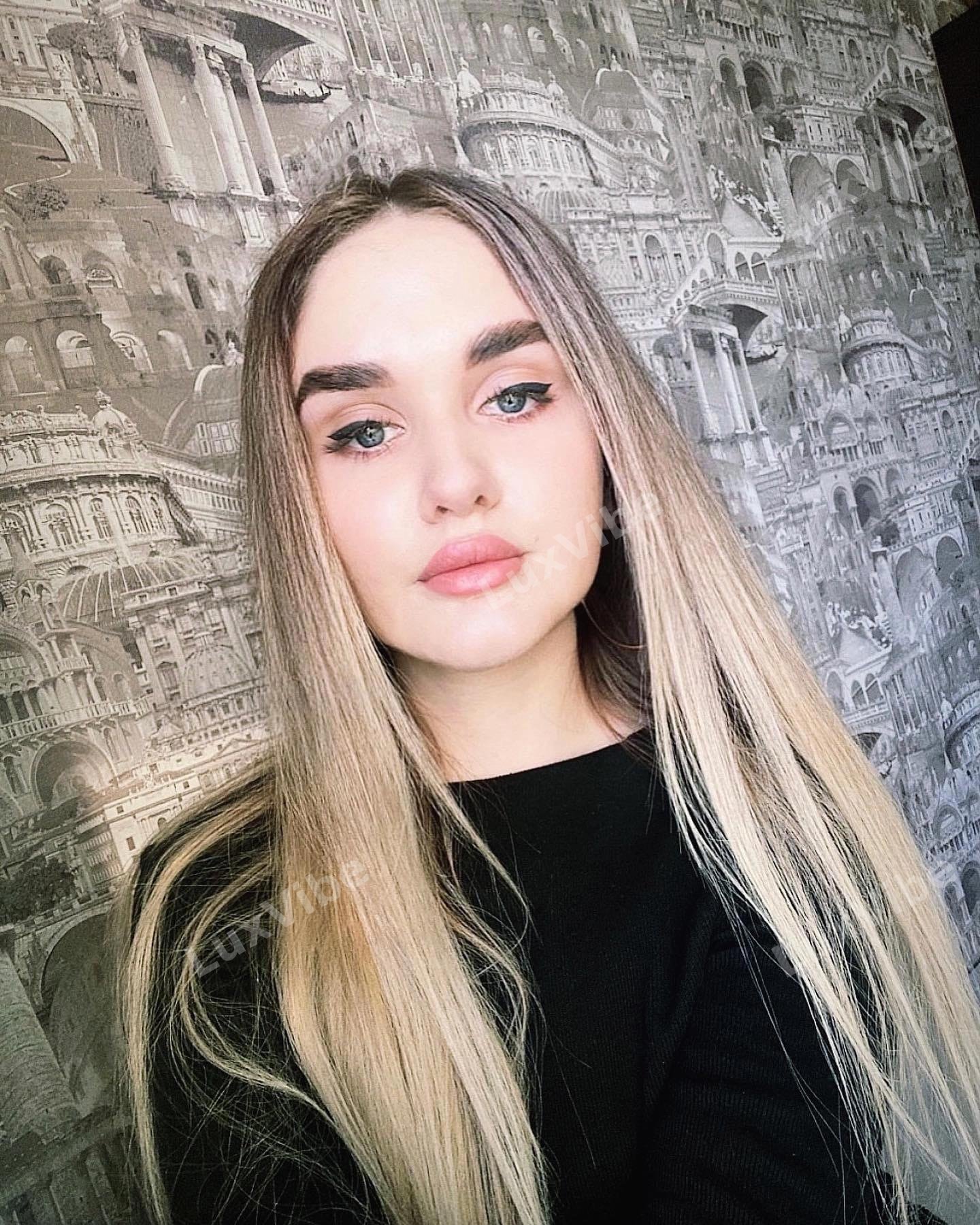 Ева