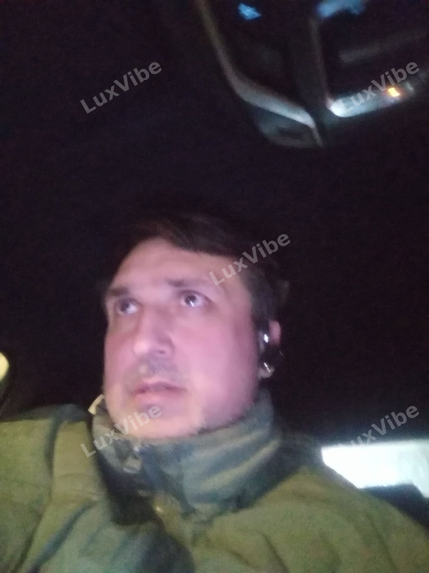 Артём