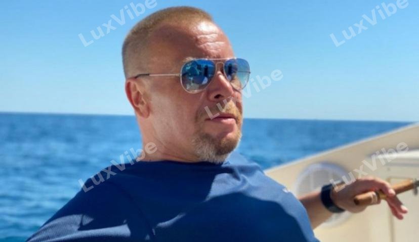 Alex