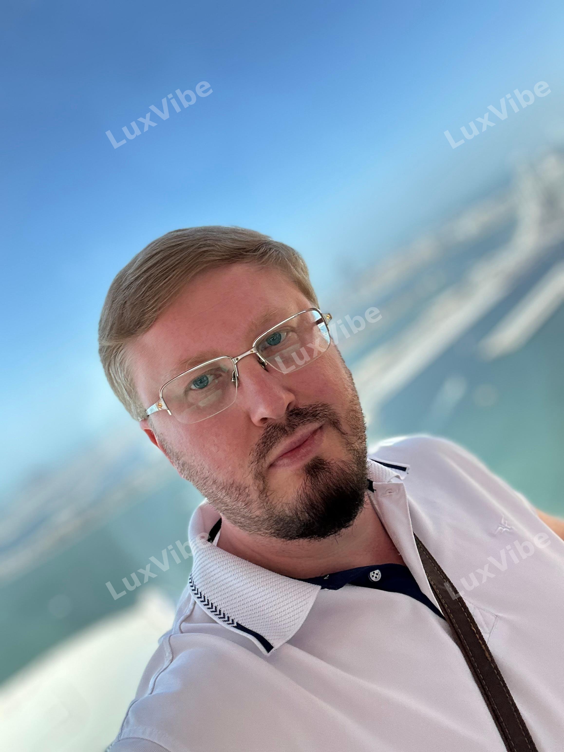 Александр