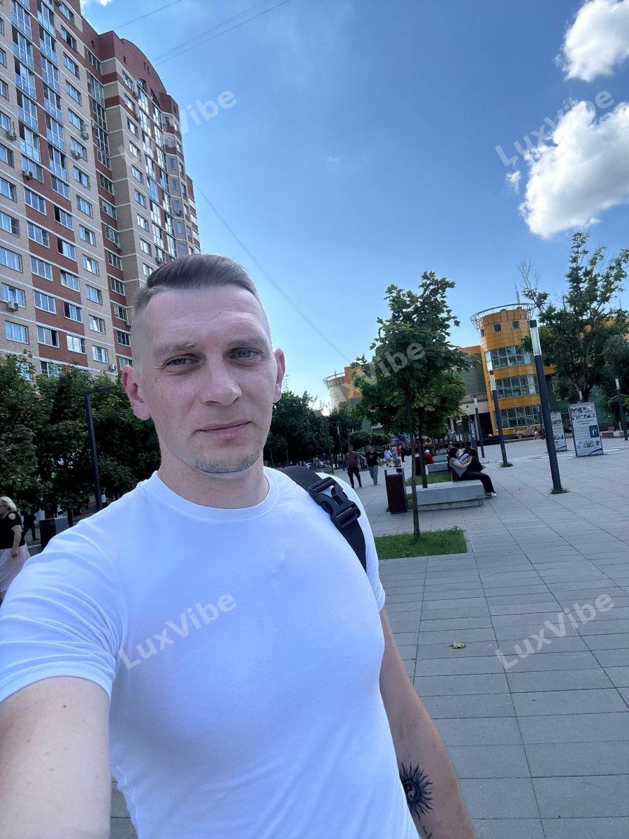 Денис