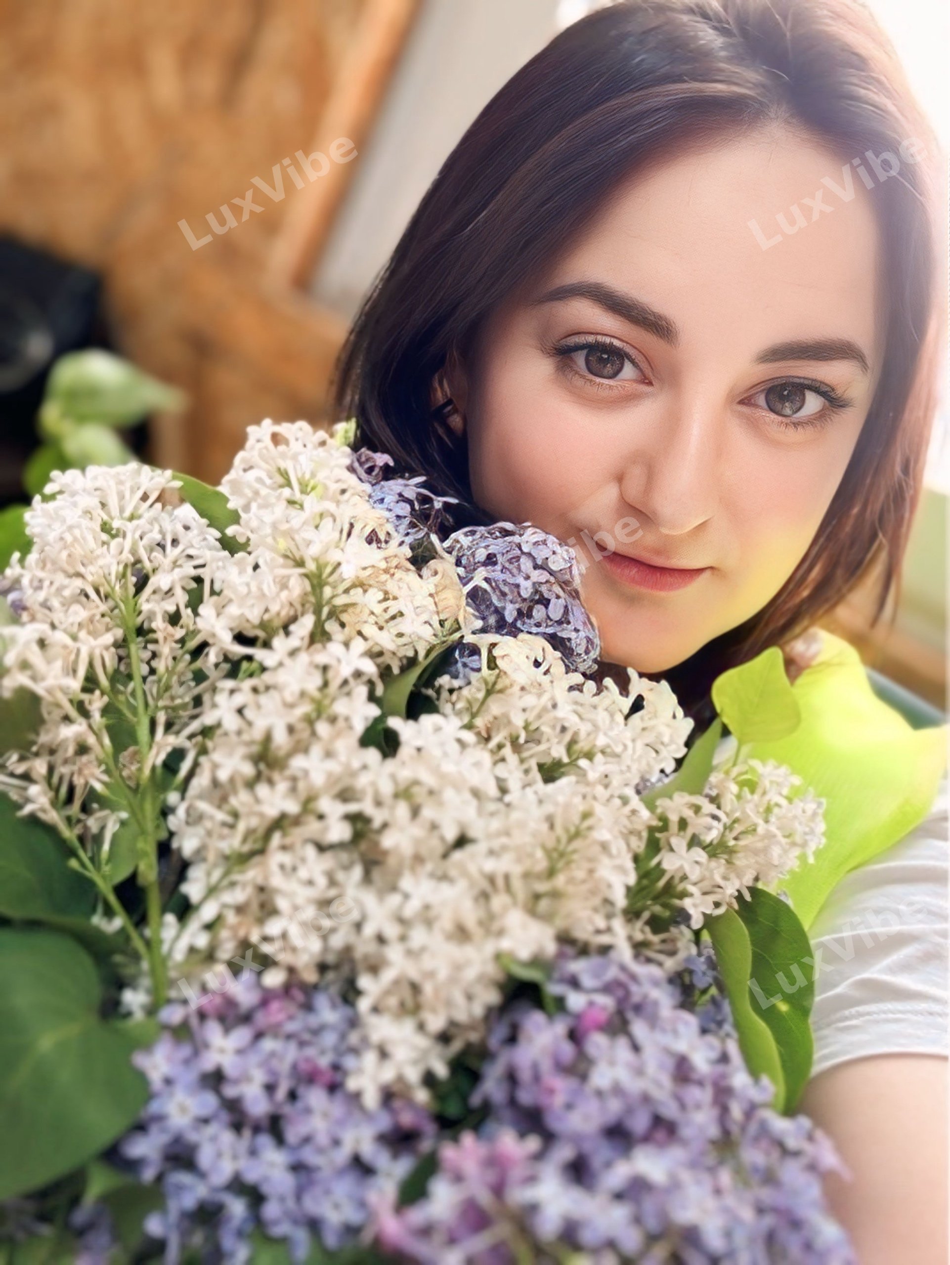 Ани