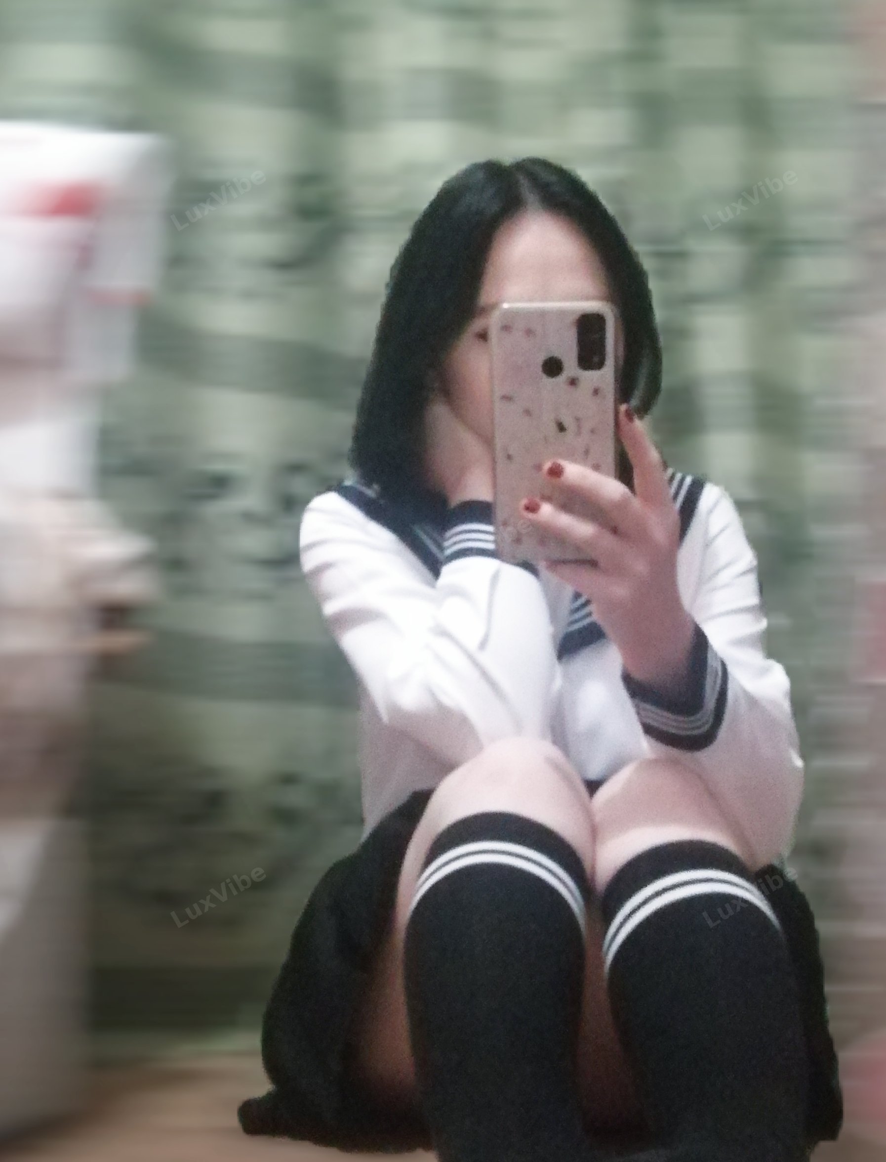 Аюна