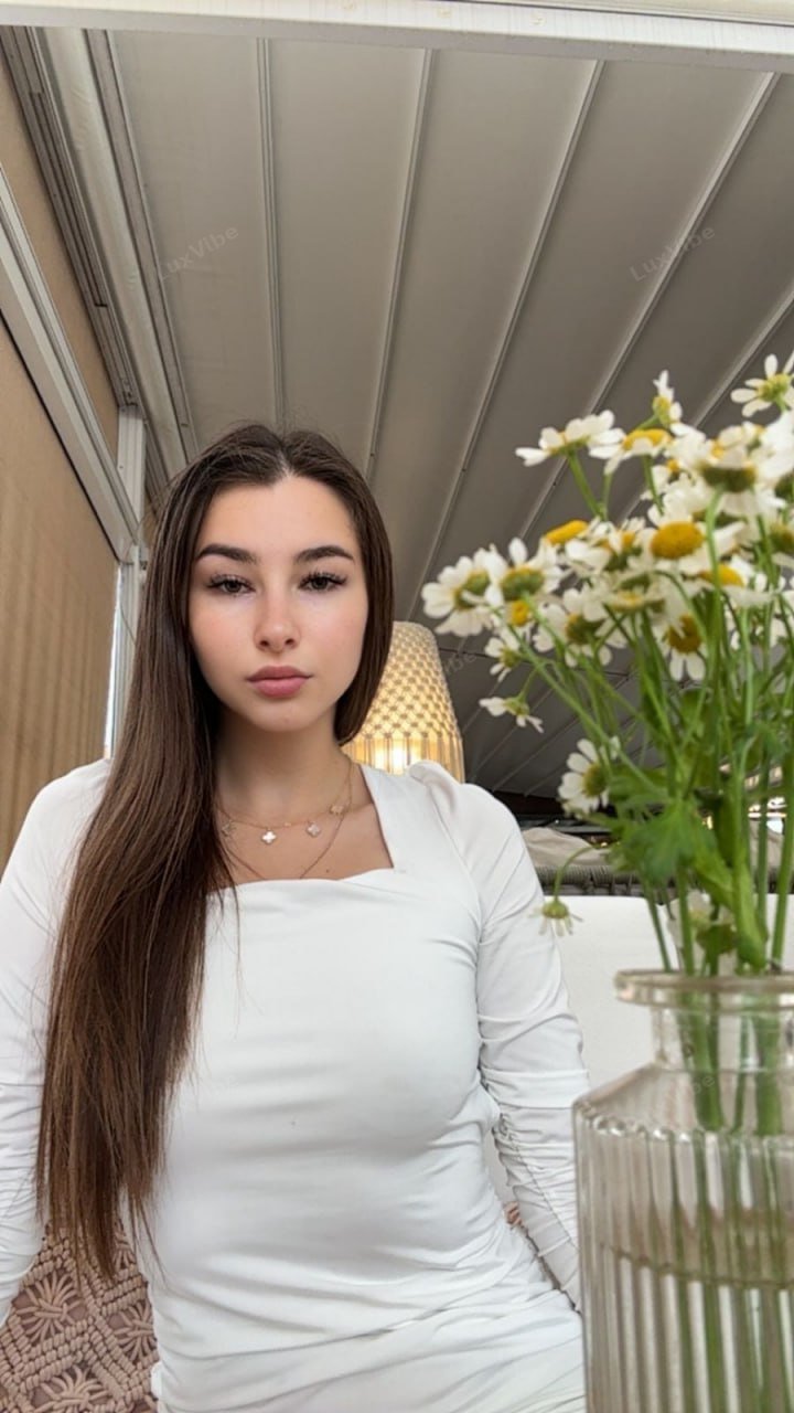 Алина