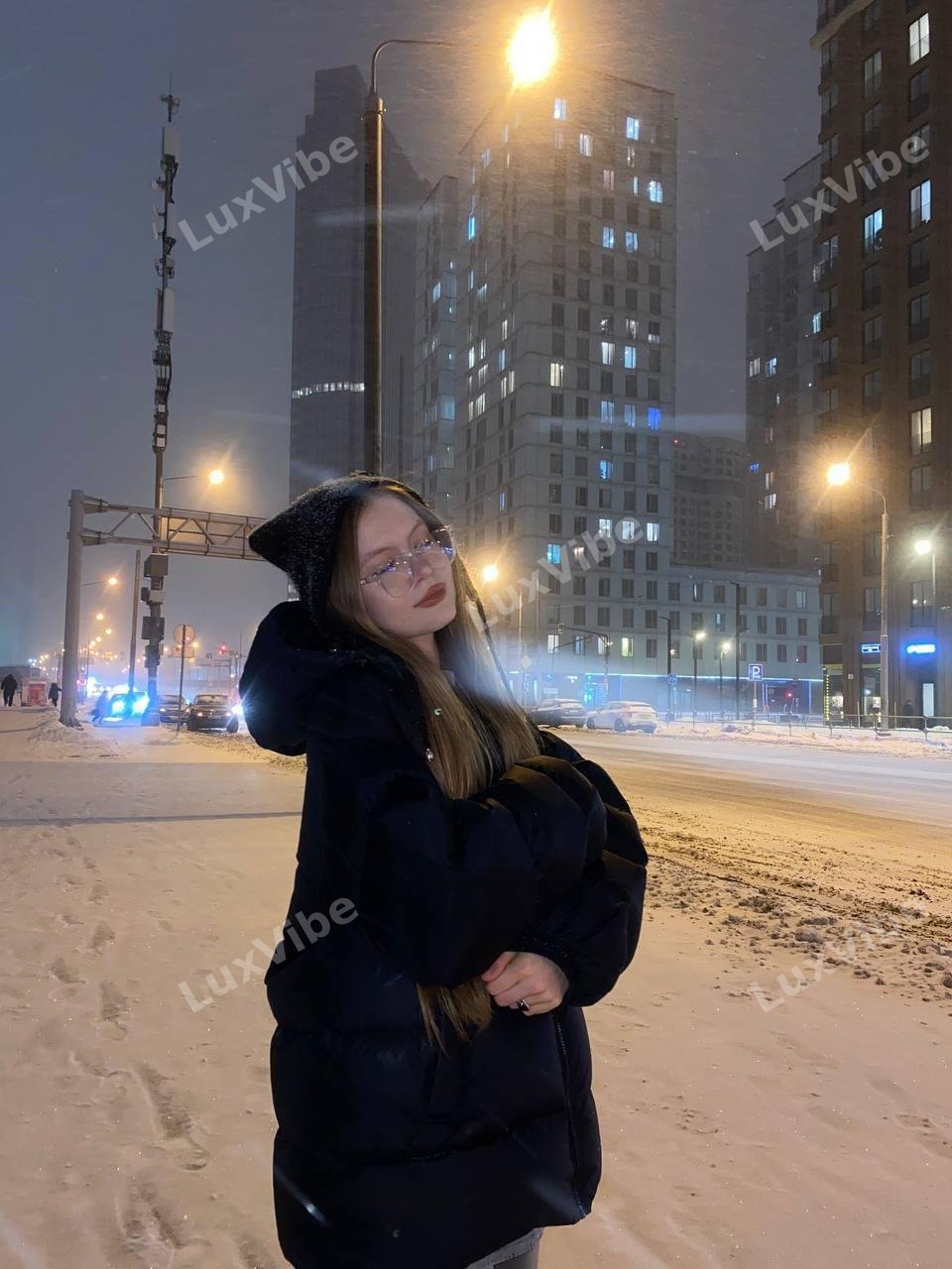 Оля