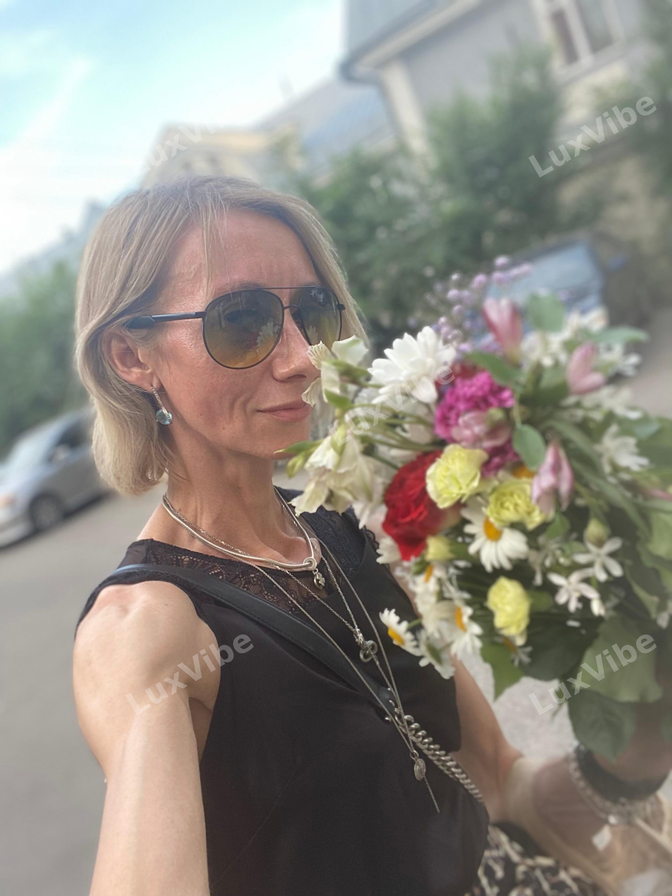 Ева
