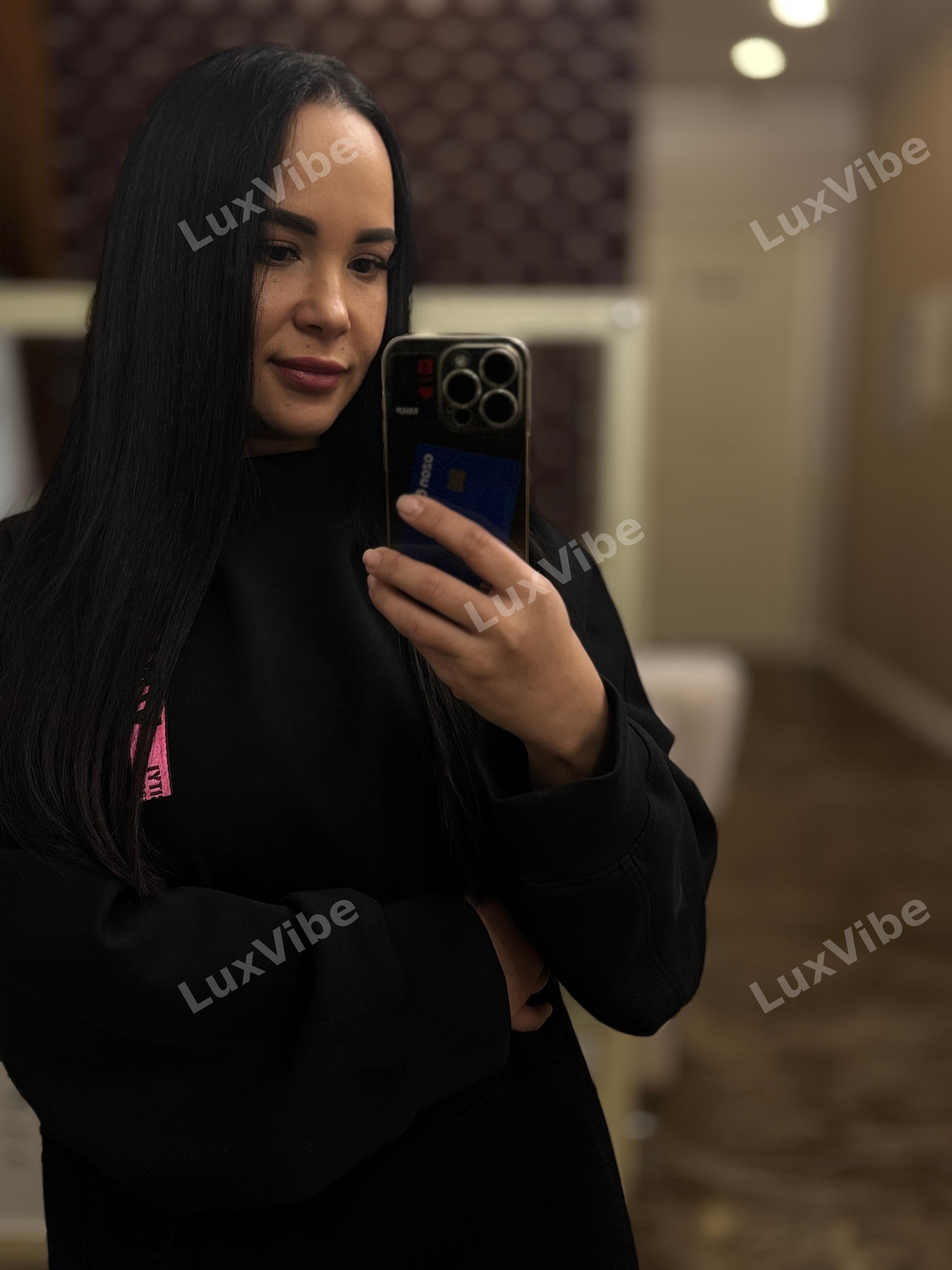 Алина