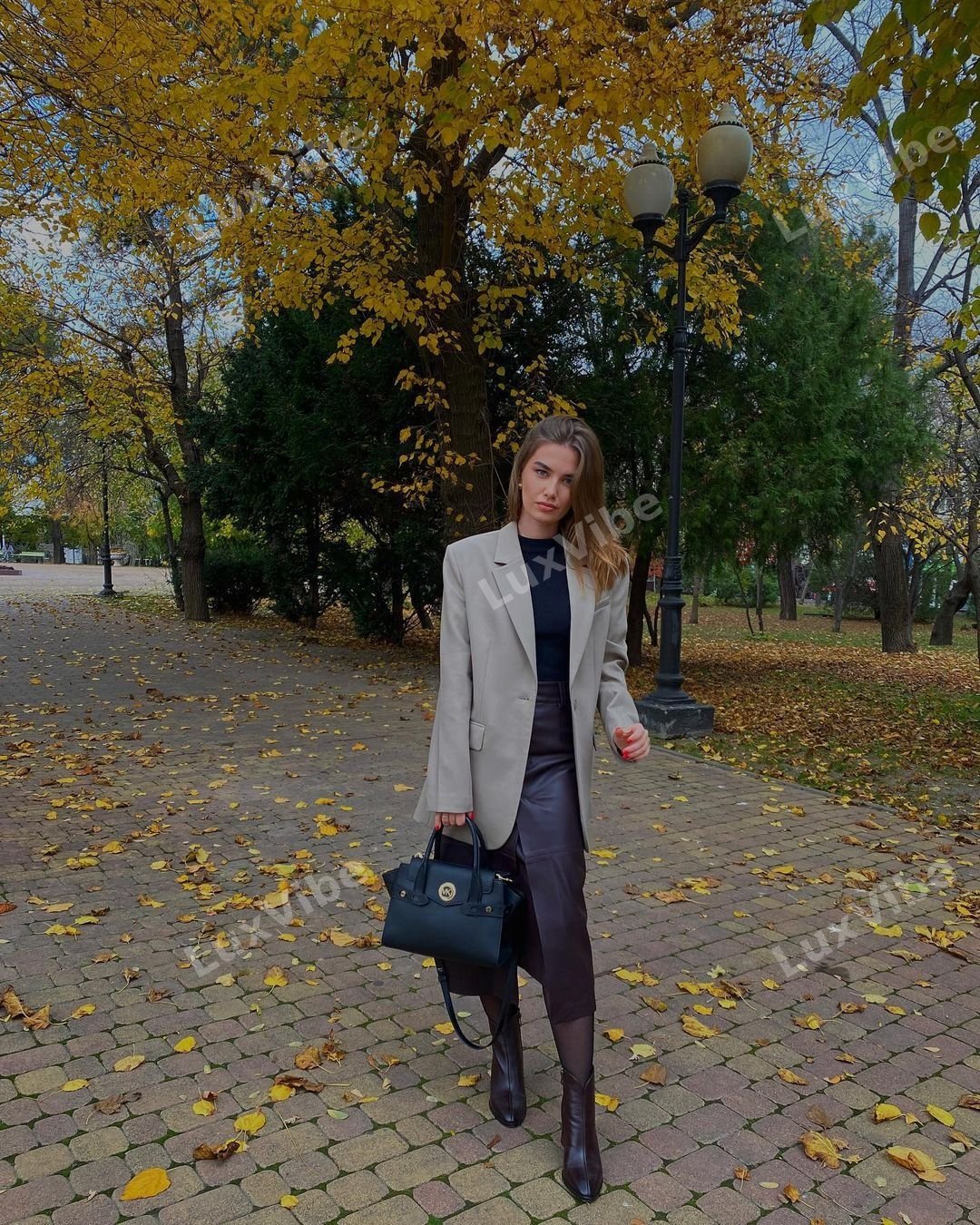 Юля