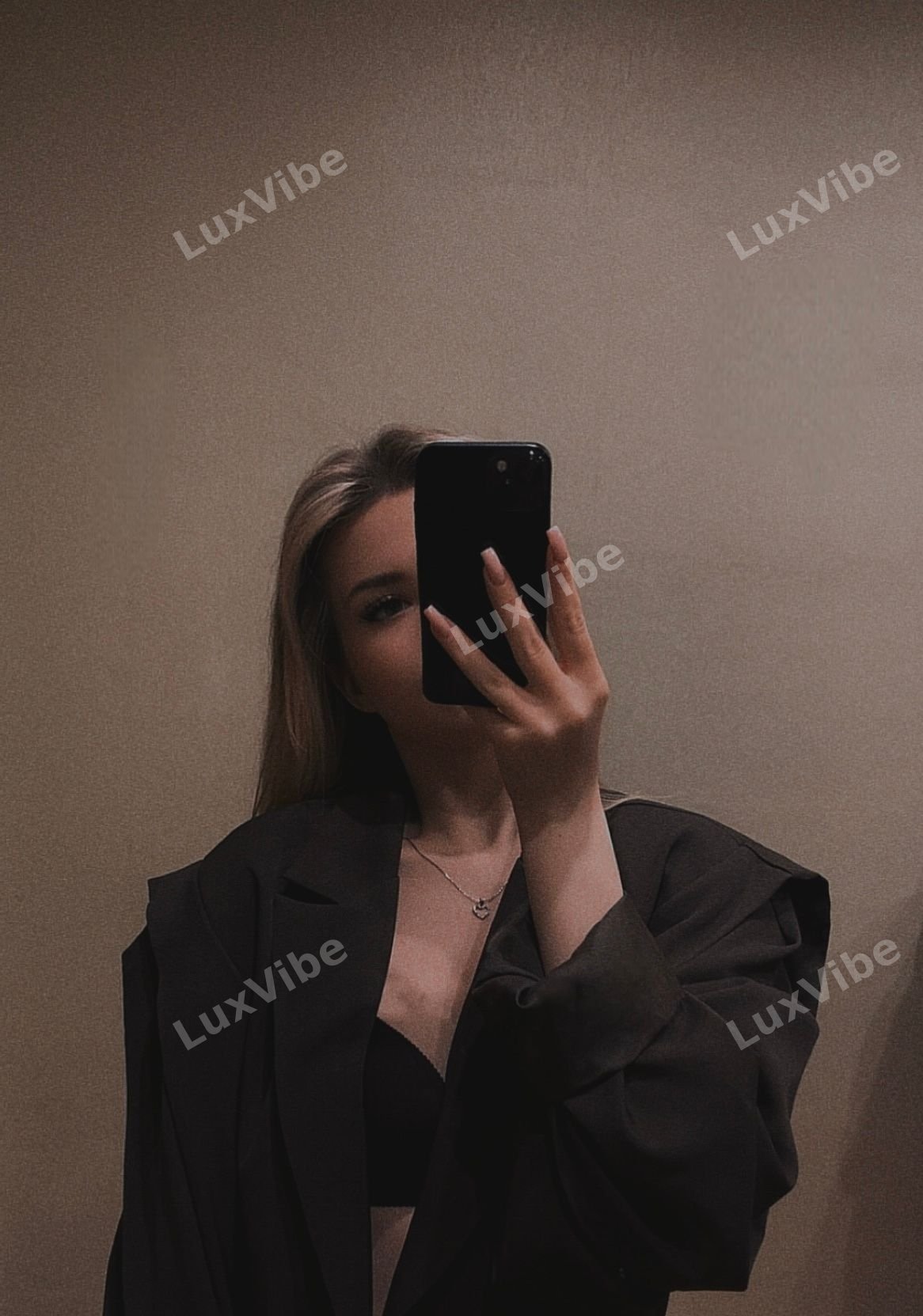 Полина