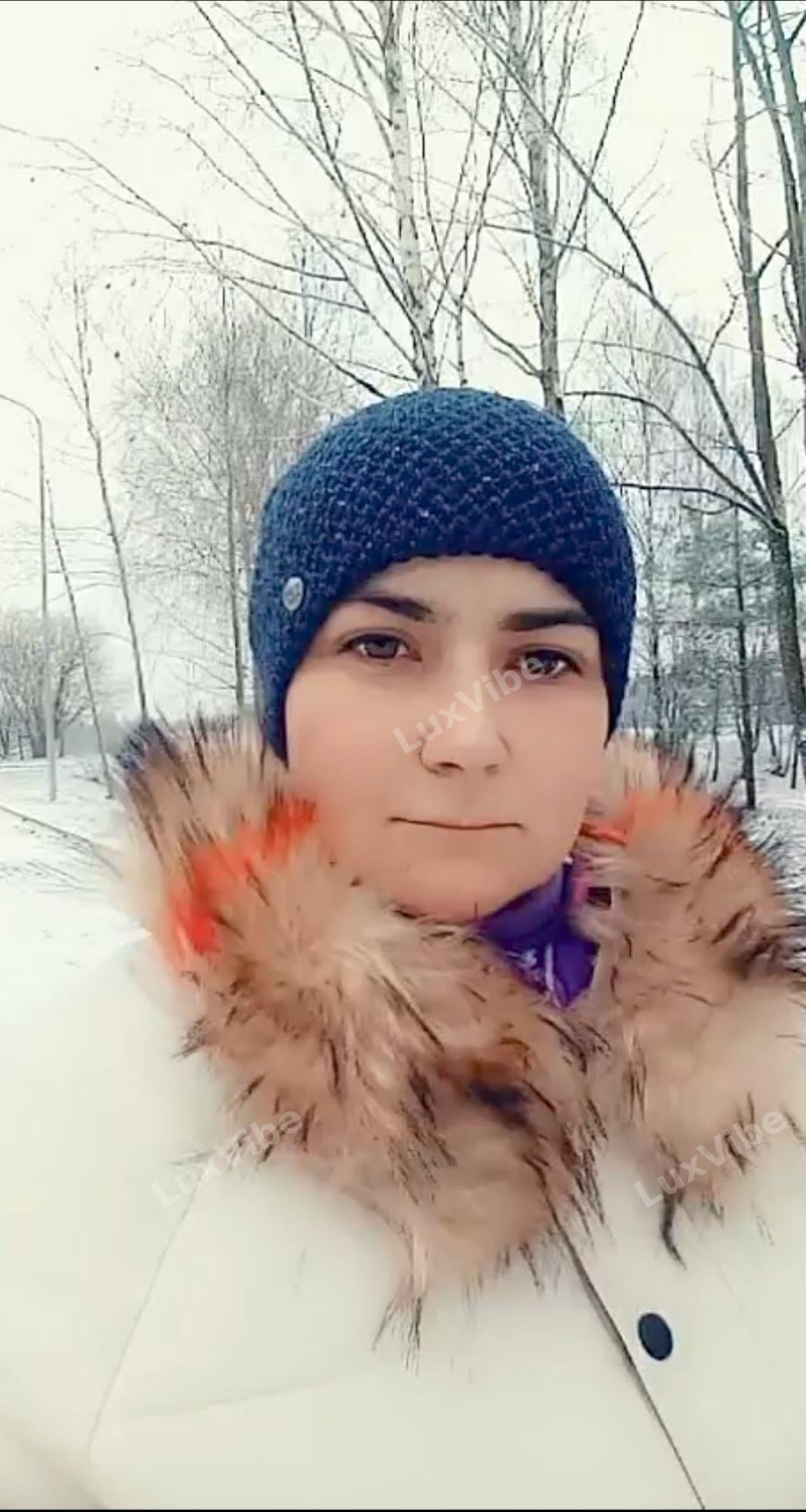 Оля
