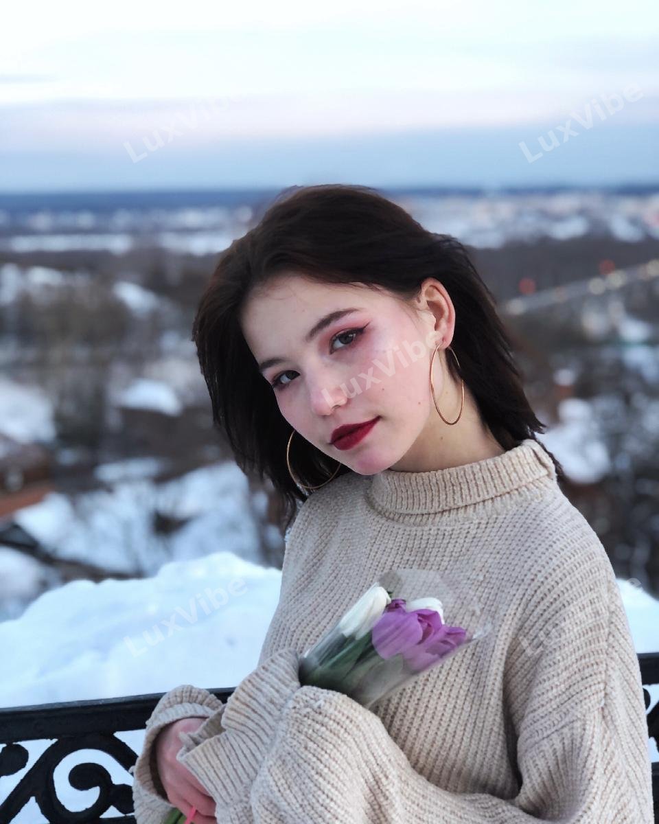 Полина