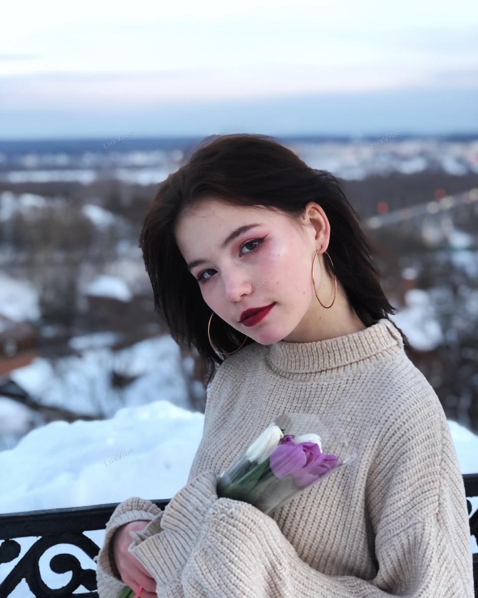 Полина