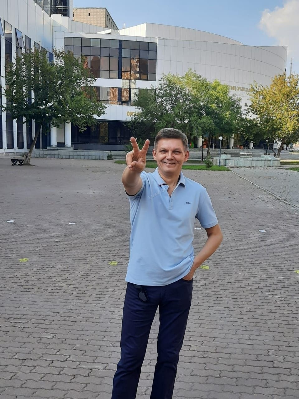 Виктор