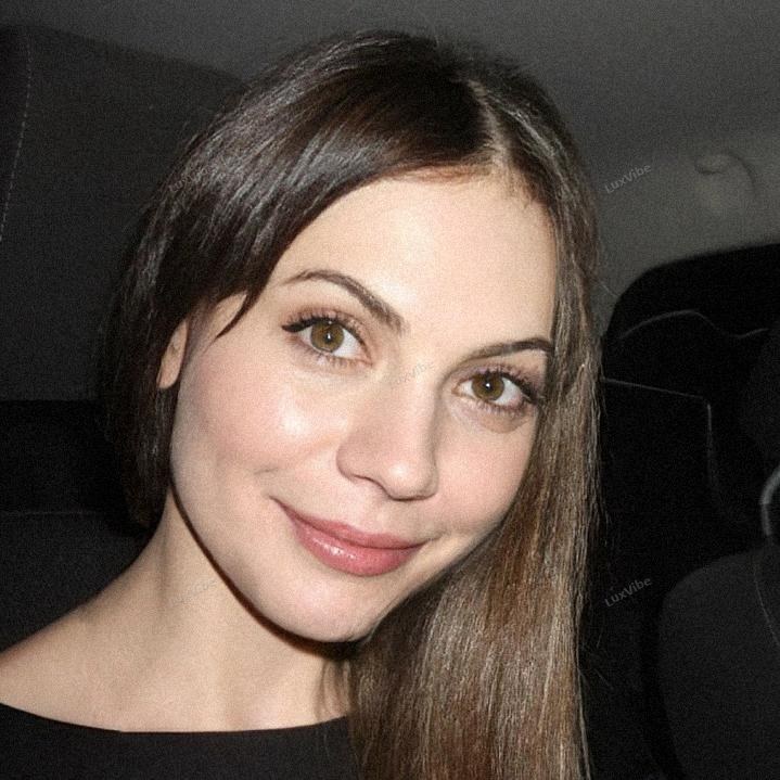 Алина