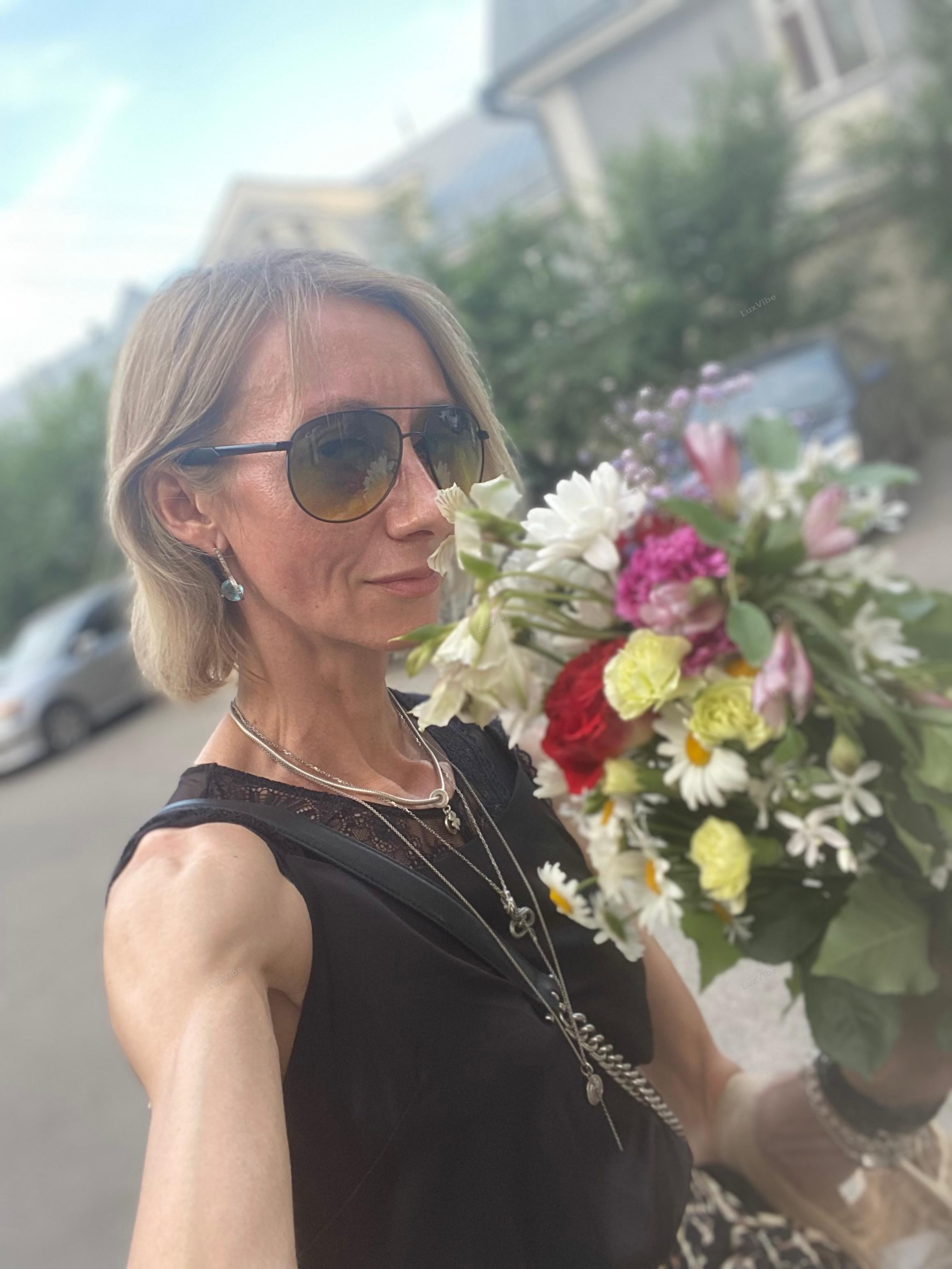 Ева