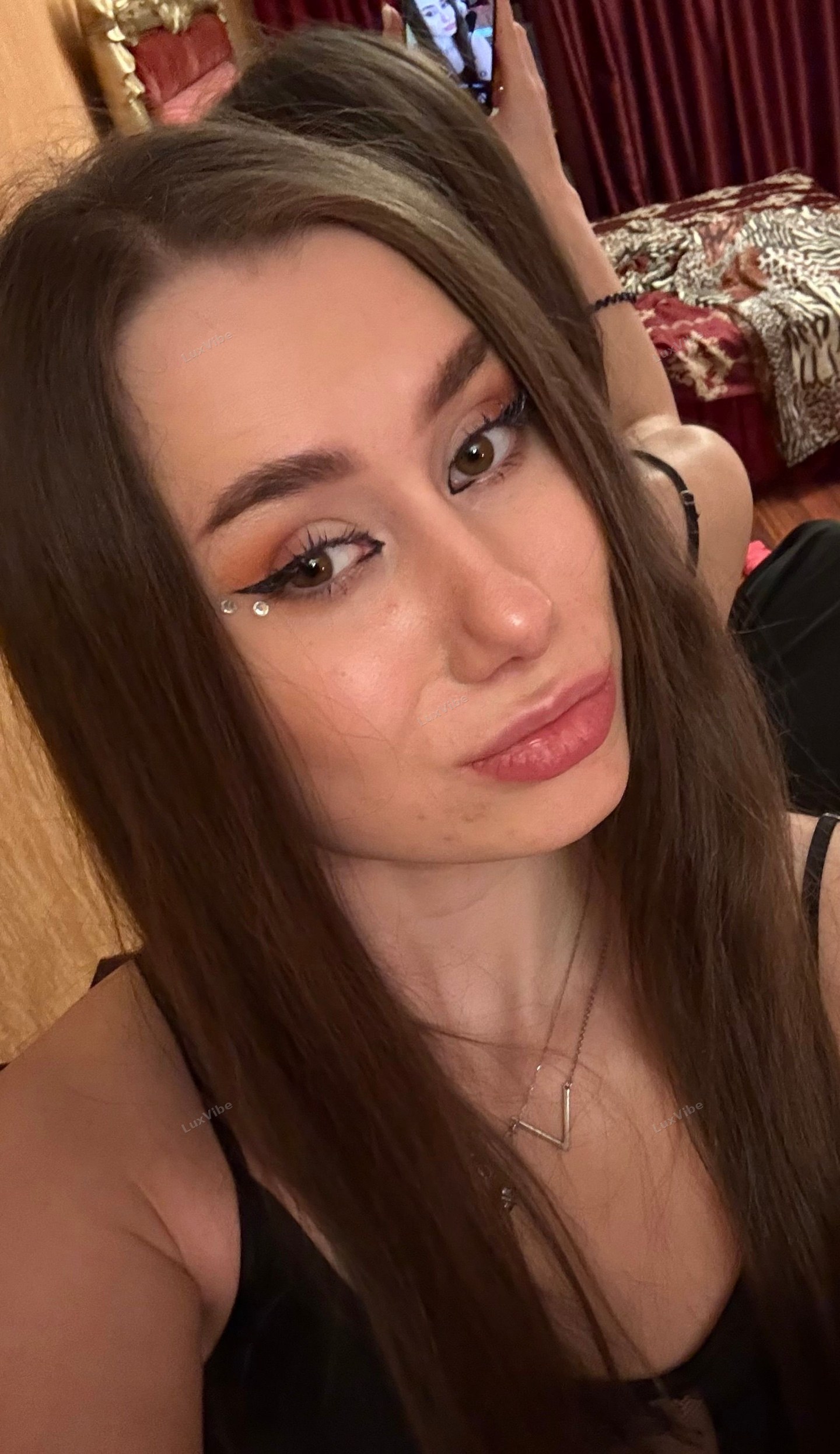 Алина